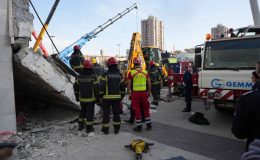 Sırbistan’da tren istasyonunun girişindeki çatı çöktü: 14 ölü