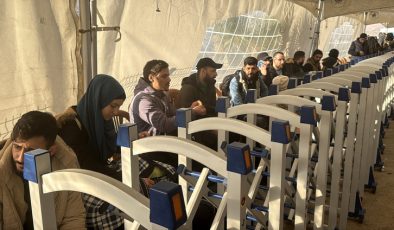 Suriyelilerin ülkelerine dönüşü sürüyor